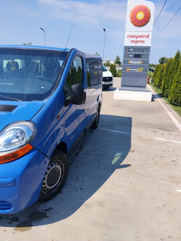 RENAULT Trafic 2005 — imagine 4