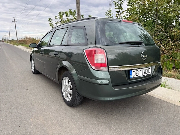 OPEL Astra 2010 — imagine 4