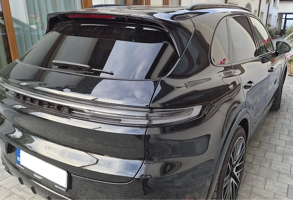 PORSCHE Cayenne 2025 — imagine 3