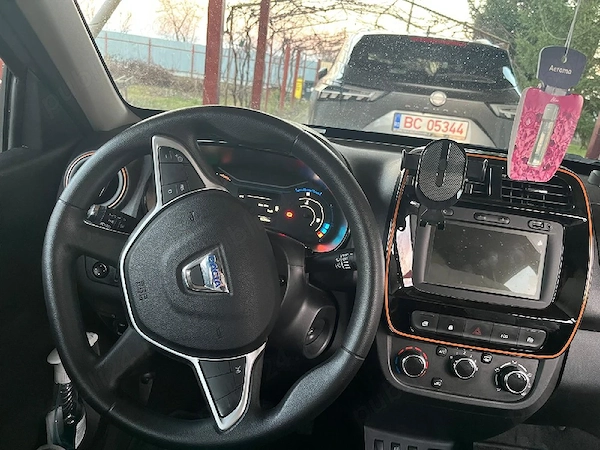 DACIA Spring 2023 — imagine 4