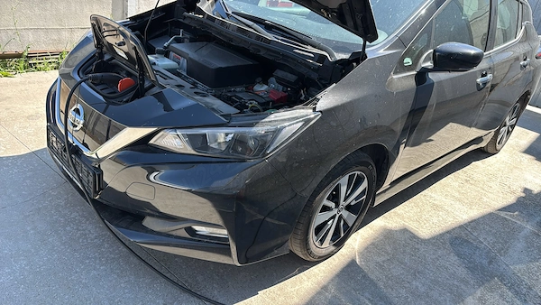 NISSAN Leaf 2021 — imagine 5
