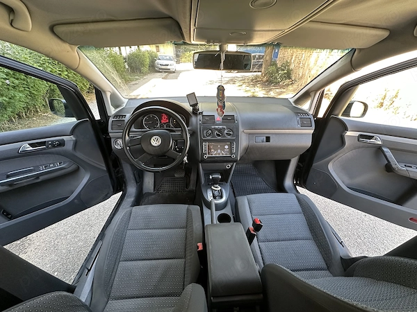 VOLKSWAGEN Touran 2006 — imagine 4