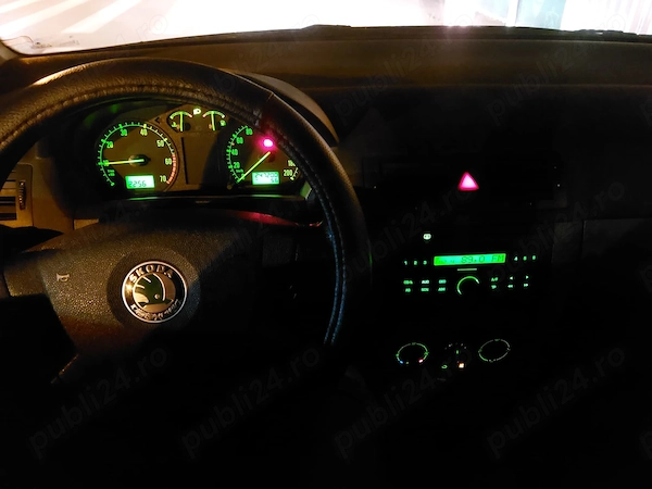 SKODA Fabia 2004 — imagine 6