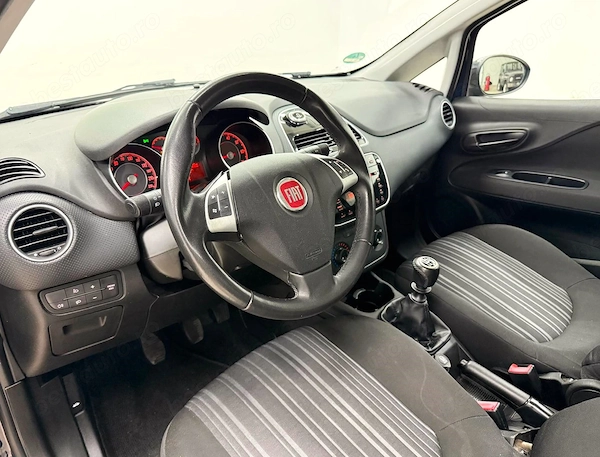 FIAT Punto 2011 — imagine 9