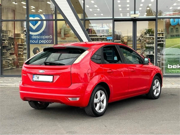 FORD Focus 2010 — imagine 4