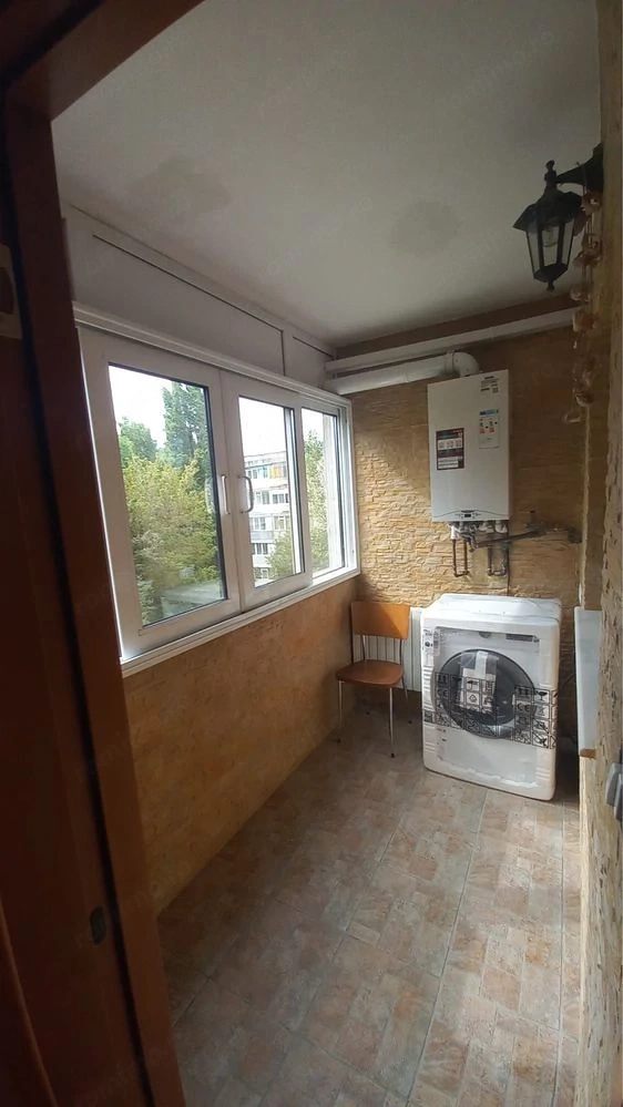 Apartament 3 camere /2 bai/ Centrala, Zona Stanjeneilor, Sp. Badgasar Arseni — fotografia 1