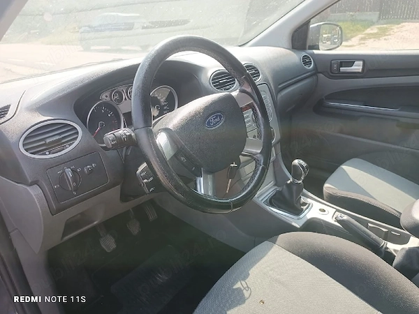 FORD Focus 2011 — imagine 7