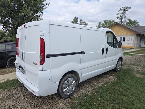 RENAULT Trafic 2009 — imagine 2