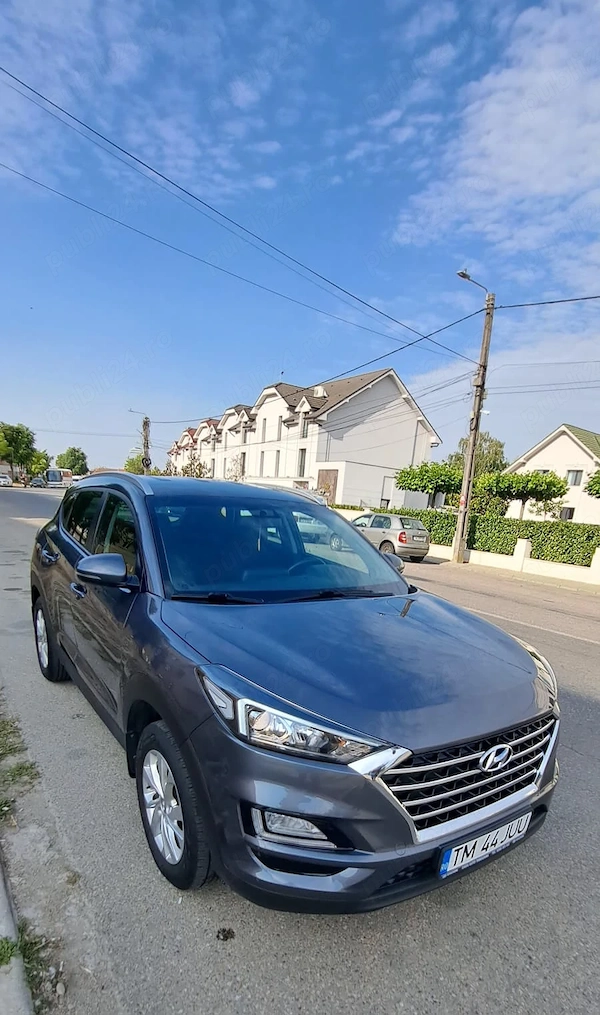 Vând HYUNDAI TUCSON an 2020, benzină