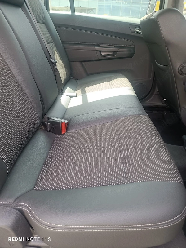 OPEL Zafira 2010 — imagine 10