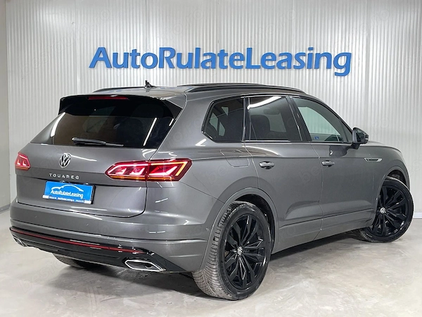 VOLKSWAGEN Touareg 2023 — imagine 3
