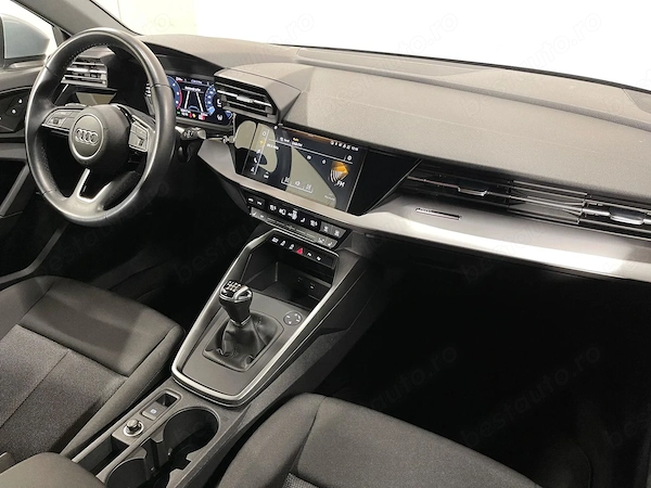 AUDI Unknown Model 2023 — imagine 8