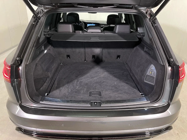 VOLKSWAGEN Touareg 2023 — imagine 14