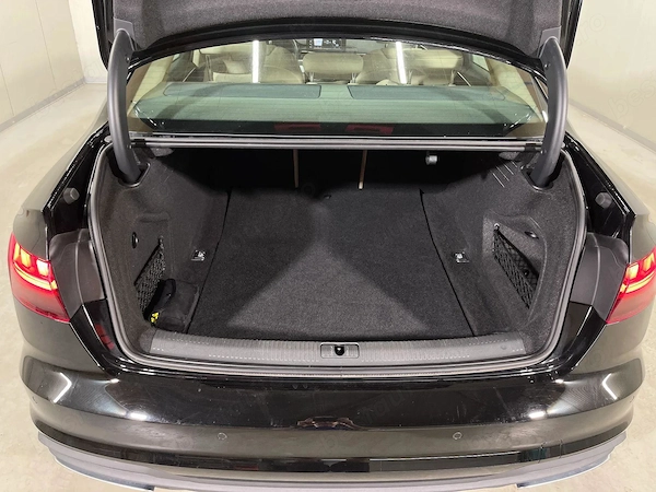 AUDI A4 2021 — imagine 13