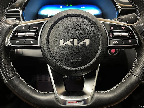 KIA Unknown Model 2022 — imagine 19
