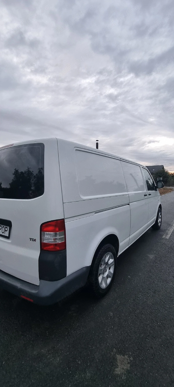 VOLKSWAGEN Transporter 2013 — imagine 2