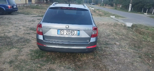 SKODA Octavia 2013 — imagine 3