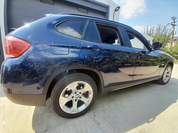 BMW X Series (Generic) 2010 — imagine 4