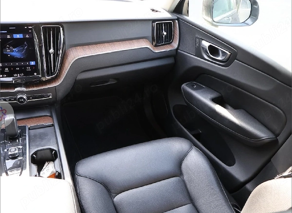 VOLVO XC60 2022 — imagine 4