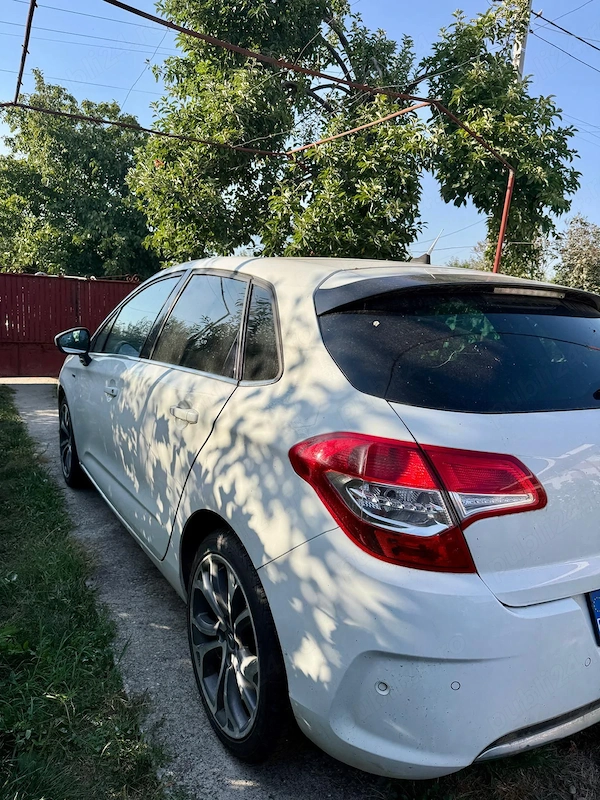 CITROËN C4 2011 — imagine 3