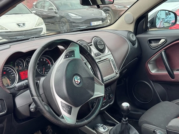 ALFA ROMEO MiTo 2010 — imagine 2