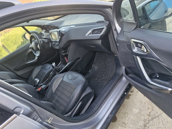 PEUGEOT 2008 2018 — imagine 6