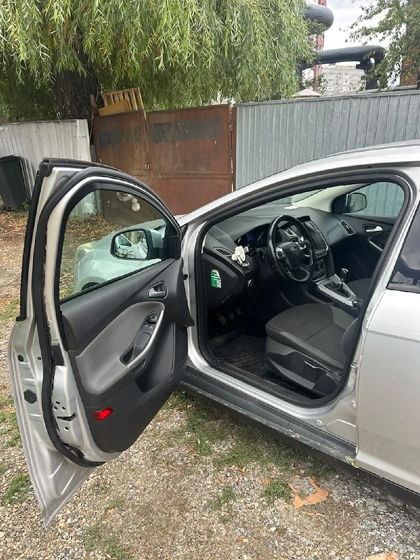 FORD Focus 2013 — imagine 4