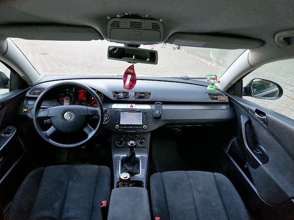VOLKSWAGEN Passat 2006 — imagine 3
