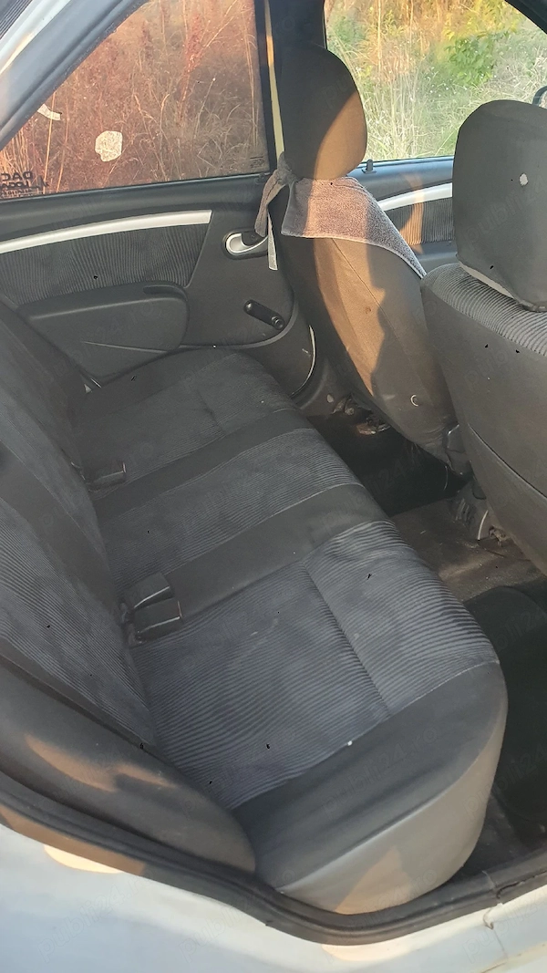 DACIA Logan 2010 — imagine 3