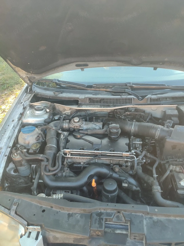 VOLKSWAGEN Bora