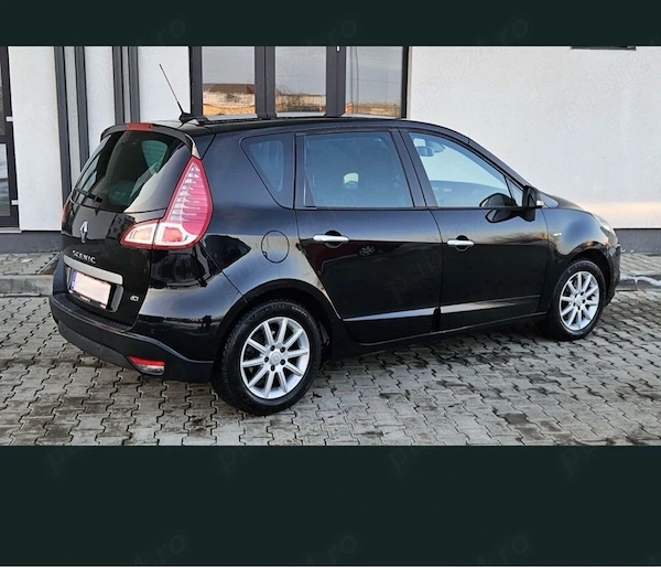 RENAULT Scenic 2011 — imagine 4