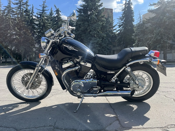 Suzuki Boulevard S50