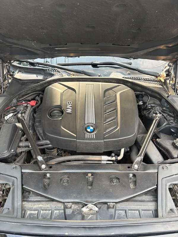 BMW 5 Series 2011 — imagine 3
