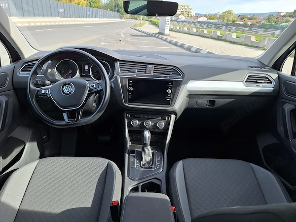 VOLKSWAGEN Tiguan 2020 — imagine 4