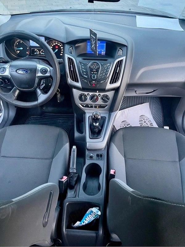 FORD Focus 2012 — imagine 4