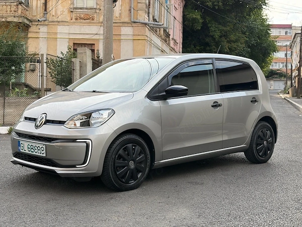 VOLKSWAGEN Up 2021 — imagine 7
