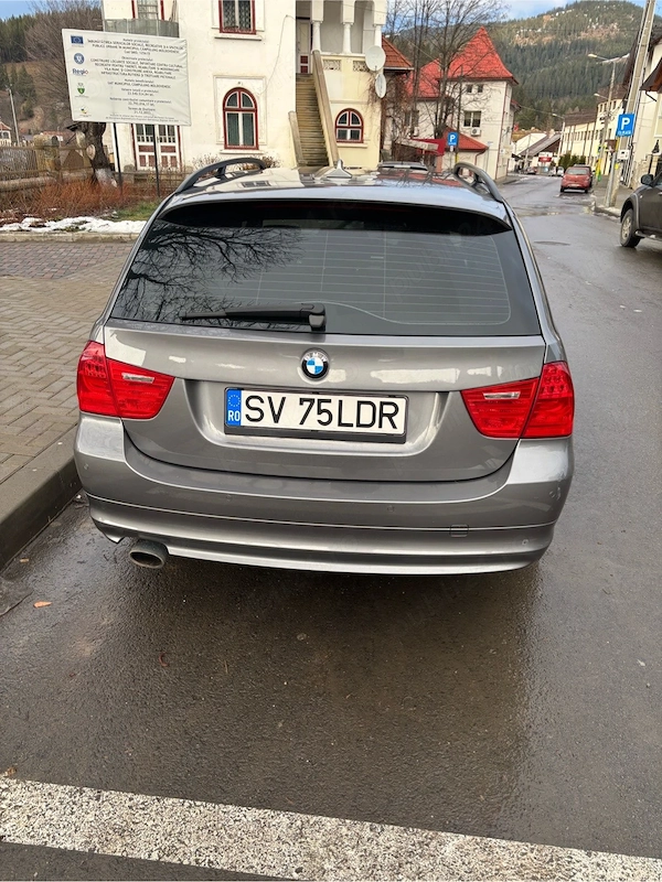 BMW 3 Series 2010 — imagine 9