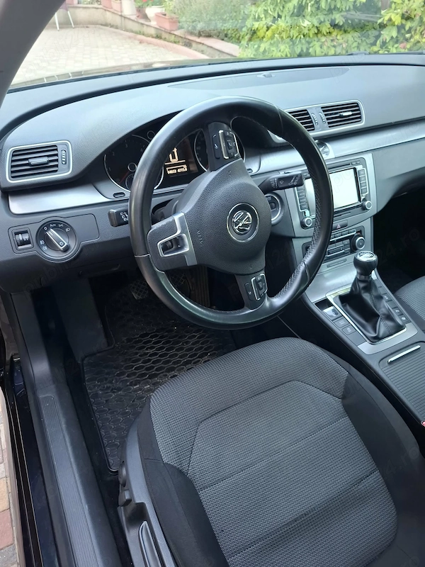 VOLKSWAGEN Passat 2011 — imagine 4