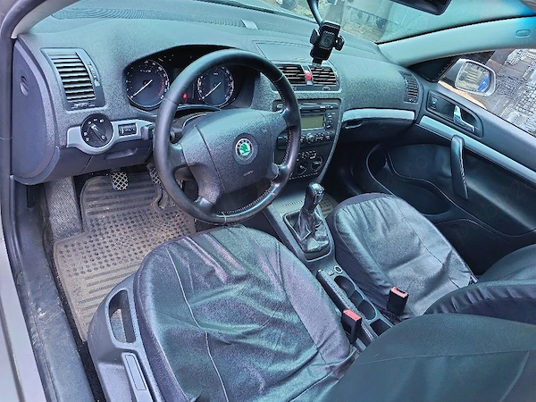 SKODA Octavia 2008 — imagine 3
