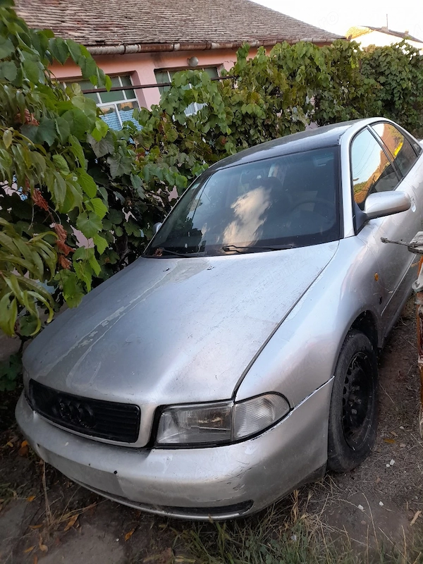 AUDI A4 2002 — imagine 2
