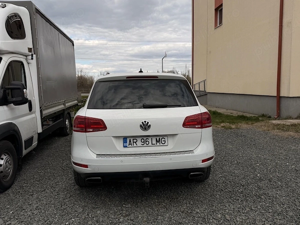 VOLKSWAGEN Touareg 2012 — imagine 2