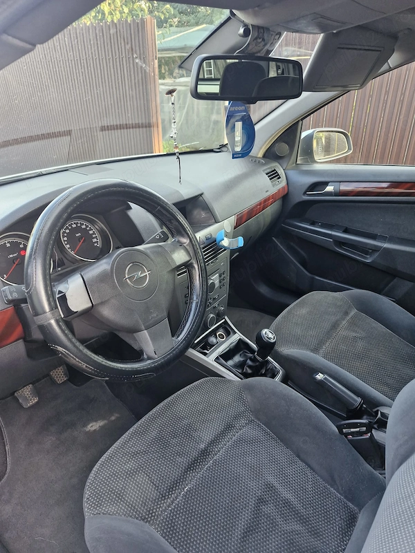 OPEL Astra 2005 — imagine 2