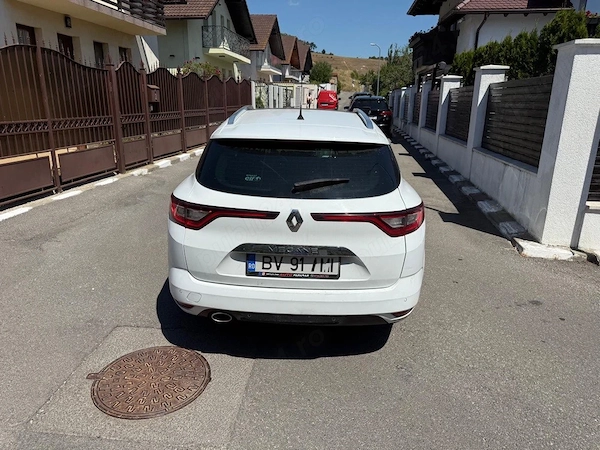 RENAULT Megane 2018 — imagine 4