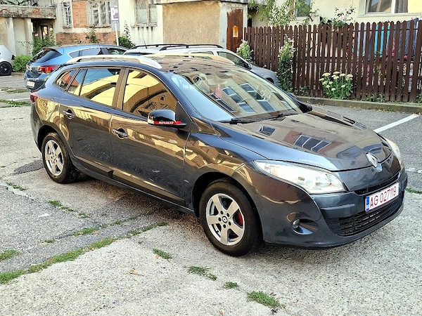 RENAULT Megane 2012 — imagine 9