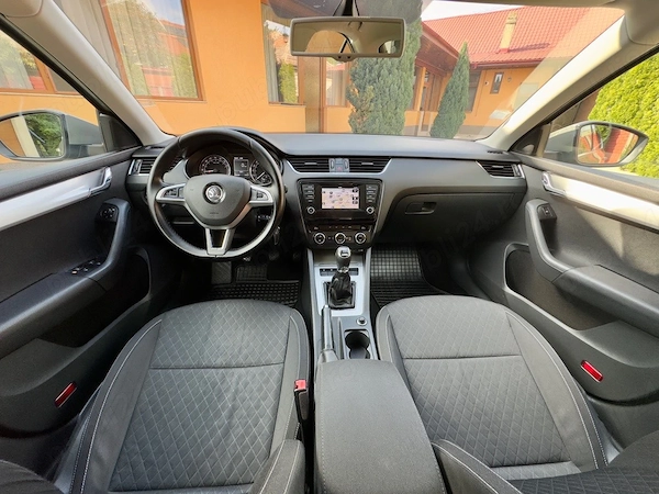 SKODA Octavia 2015 — imagine 8