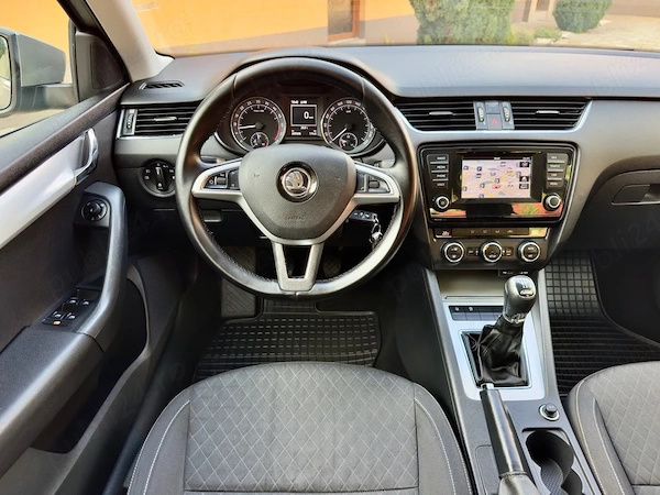 SKODA Octavia 2015 — imagine 5
