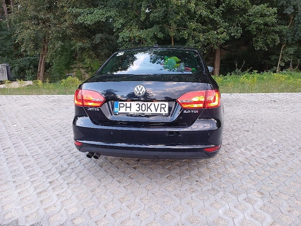 VOLKSWAGEN Jetta 2011 — imagine 5