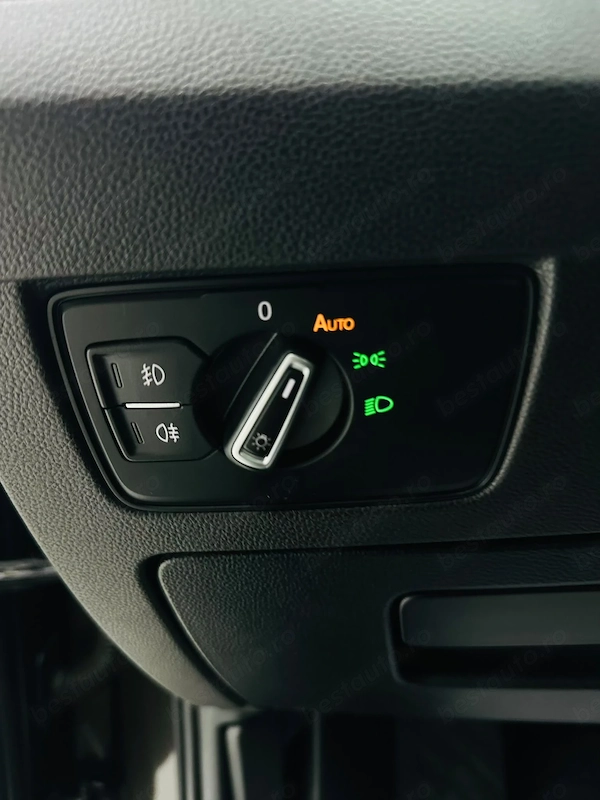 VOLKSWAGEN Passat 2018 — imagine 14