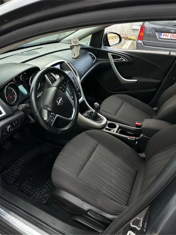 OPEL Astra 2010 — imagine 5