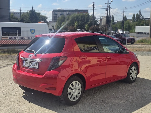 TOYOTA Yaris 2012 — imagine 4